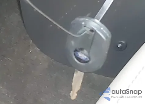 2012 Ford Fusion Hybrid z USA, uszkodzony, nr VIN 3FADP0L35CR167886